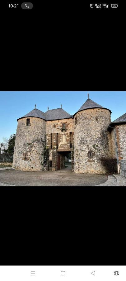 Ferienwohnung Cite De Caractere Medieval Fresnay-sur-Sarthe Exterior foto